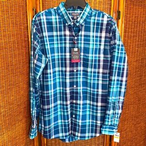 NWT Van Heusen blue plaid button down long sleeve shirt with left patch pocket